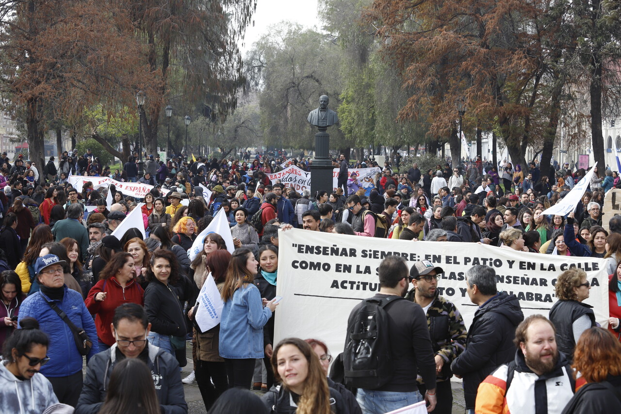 Colegio De Profesores Concretó El Paro Que Podría Transformarse En